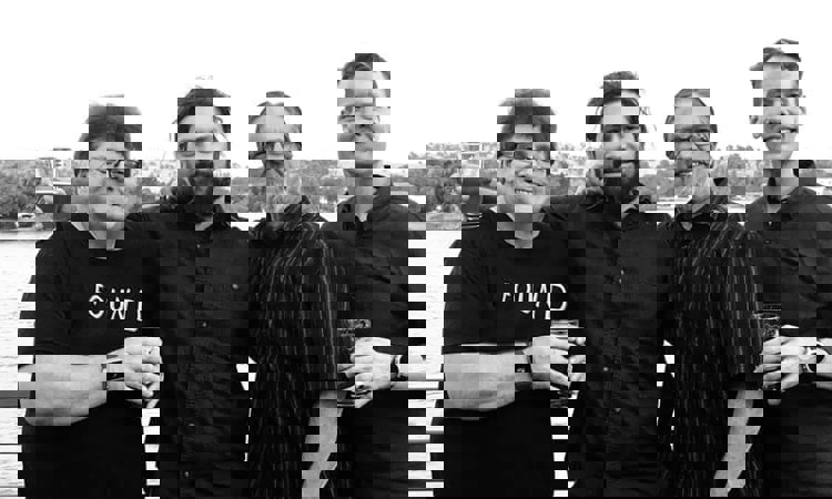 Live Music by Billy & The Jets!